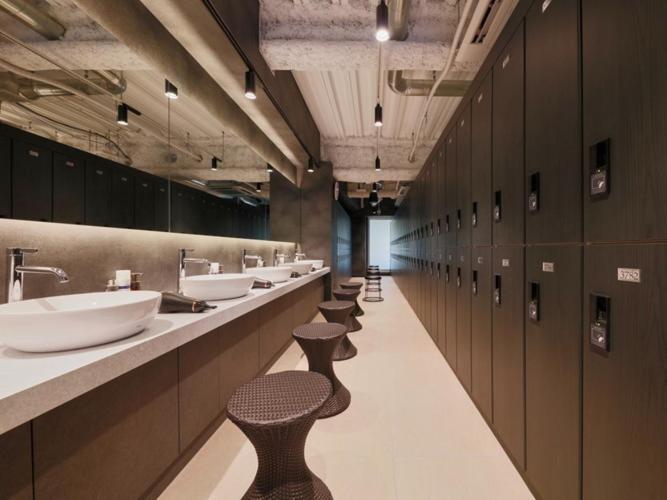 Rembrandt & Shimbashi - Caters To Men 2* โตเกียว